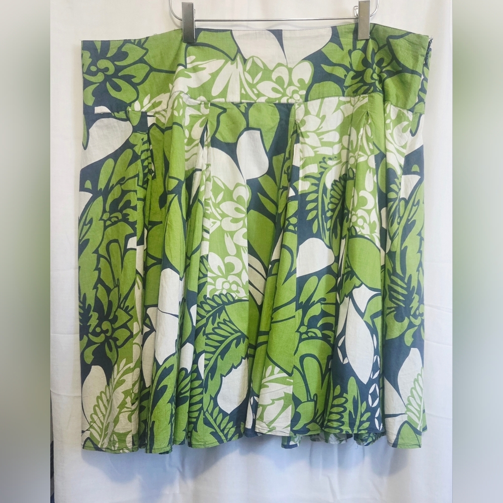 New York & Company Brand, Cotton, Green and White Floral A-Line Skirt